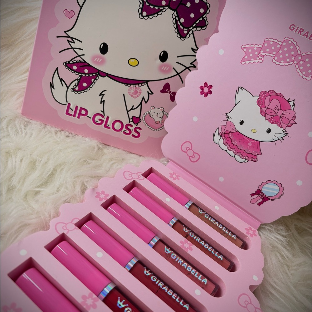 Girabella Hello Kitty Lip Gloss Set